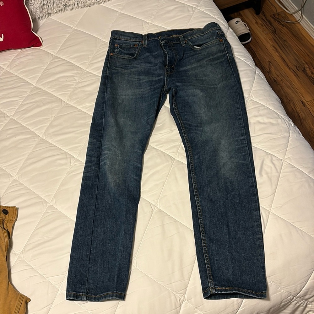 Men’s Levi jeans 33x30